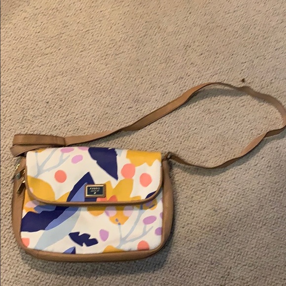 Fossil Handbags - **NEW** Fossil floral purse